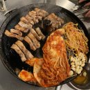 솥뚜껑삼겹살 - 천안시 서북구 두정로 258 | 솥뚜껑삼겹살