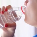 물을 마셔야 하는 진짜 이유…’장내 미생물’에 답이 있다 이미지