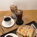 카페본주르 이미지