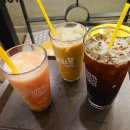 메가커피앞 이미지