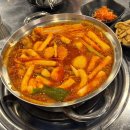 11500-7-35-112 | 대전 시청역 맛집 ‘떡에 파묻힌 닭도리탕’ 이색메뉴 떡도리탕 | 떡품닭