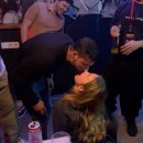 하나스토리 호스텔 | [여행 기록] 폴란드 1일차(2부), 크라쿠프, 호스텔 파티, Let's Rock Party Hostel! Age Limit From 18...