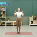 민첩성을 향상 시켜주는 ＜어깨 돌리며 사이드 스텝＞ 운동.gif 이미지
