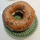 향기네무료급식소 | 와룡동빵집 익선동 맛집 빵집 문화제빵 양파베이글 커피빵 후기 (서울 착한빵집)