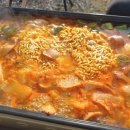 해리피아 | 캠핑요리 #7, 훼미리 부대찌개, 노브랜드 닭꼬치