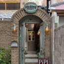 뚝섬역 카페 피킹플레져 | 성수 데이트 코스 디저트 맛집 애견동반 유럽 감성 캐빈하우스 카페