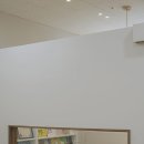 아트비송미술교습소 | 학원인테리어 : 깔끔한 우드와 생동감있는 색상이 만난 미술교습소 [아트비송미술교습소] _ 재민하다디자인