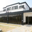 미소가 입구 근처 이미지