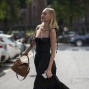 블랙드레스 이미지