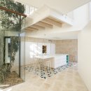 바다 위 언덕 이미지