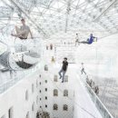 토마스 사라세노 <행성 그 사이의 우리> 이미지