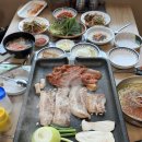 묵은지삼겹살 - 군산시 경암로 56 | 묵은지삼겹살
