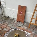 유달중 정문 옆 이미지