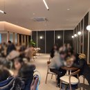 산본로323번길 16-26(중앙분수대 옆 벤치) | 산본역대형카페 폴바셋 우유 라떼맛집 롱고 커피큐브라떼