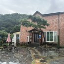 러블리펜션 | [용인] 경기도 남부 단체숙소 추천 “러블리펜션” - 수선화 (노래방/바베큐/독채/복층)