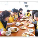 2012년12월20일목련봉사회 급식봉사 이미지