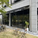 미장동 천변 | 군산미장동 통창뷰 카페 MTT CAFE(굴뚝방 맛집)