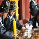 하얀장갑 이미지