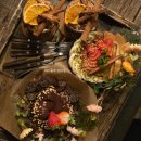 생각하는 미술 | 통영 카페 추천 맛집 바이사이드 디저트 베이커리 뿌시러 ( + 주차 )