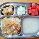 5월 6일 목요일 점심 - 잡채덮밥,숭늉,메추리알감자조림,잘게썬깍두기(후식 - 수박) 이미지