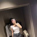 별조형물(탑형) | ZARA 자라 봄 신상 무조건 사야하는 추천템 (레이스 콤비 재킷, 로우라이즈 데님 , 새틴스커트)