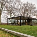 GLASS GALLERY | The Glass House(1949)