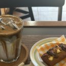 마제스타워 울산작은도서관 | 울산 중구 우정동 카페 스페이스공일 휘낭시에 맛집 내돈내산 후기 주말