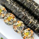 돌돌이 김밥 이미지