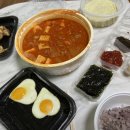 흑돼지김치찌개전문점 김치속돼지 이미지