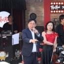 홍대 레드로드 이미지