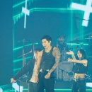 전의원 | 박재범, 6년 만에 터진 섹시 본능! ‘Serenades &amp; Body Rolls’ 콘서트 현장 공개 프로필 인스타 나무...