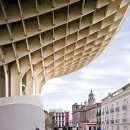 조형물J 이미지