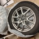 미쉐린 윈터타이어랑 순정림 팝니다X-ICE SNOW SUV, 235/60 R18 이미지