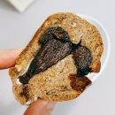 오월의 언덕 | 건강빵 맛집 블루리본 베이커리, 오월의종 한남