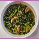 부드럽고 구수한 맛이 좋은 보리새우 아욱 된장국 이미지