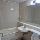 세종도서관화장실(좌) | 세종 부강면 군인관사 입주후기(관리비, 보증금, 도면 구성까지)