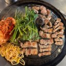 인계선경1차(아) | 수원 인계동 회식장소 추천 "목구멍 수원 인계점" | 구워주는 솥뚜껑 삼겹살 맛집, 수원시청역 고기집