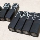 나스(NARS) 립스틱 - 쉬어, 매트, 새틴까지... 다양한 텍스처와 색감! 이미지