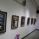 나무에 새기는 예술 서각 이미지