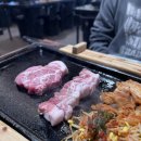 고기에 오르다(지축직영점) | 지축역 고기집 찾는다면 여기, 오가 무쇠철판삼겹 지축직영점 삼겹살 후기