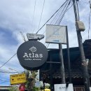 80키친(kitchen) | 스미냑 브런치 카페 아틀라스 커피 키친 (Atlas Coffee Kitchen) 허니 버터 치킨 와플·새우 볶음면...