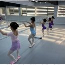 춤이 있는 무용학원 이미지