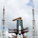 LVM 3(GSLV MK3) 로켓 발사 CMS-03 (GSAT-7R) 이미지