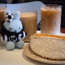 왕십리도선동주민센터 기타 | 디저트카페 카페인중독 왕십리점 와플맛집에서 햅쌀와플 크림 폭탄 먹은 솔직 후기