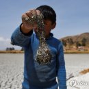 '수위 사상 최저'…라틴 아메리카 가장 큰 '티티카카 호수' 가뭄 극심 이미지