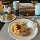 리조트 2일차｜센트럴 푸켓(타이 브라세리 · 애프터유) · 선데이마켓. ·선샤인 마사지 · 가랑...
