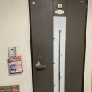 세모안경 이미지