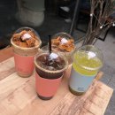 윤다방.카페