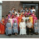 2. 송서성당 제2대 최재용(바르톨로메오)신부님(1986.3.1 ~ 1991.9.19)과 단체사진 이미지