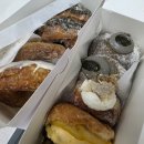 도넛스토리 | 박뚜기 소금빵 6종을 위한 토요일 오픈런 후기와 아임도넛 오픈런 스토리, 주말 충동빵일기